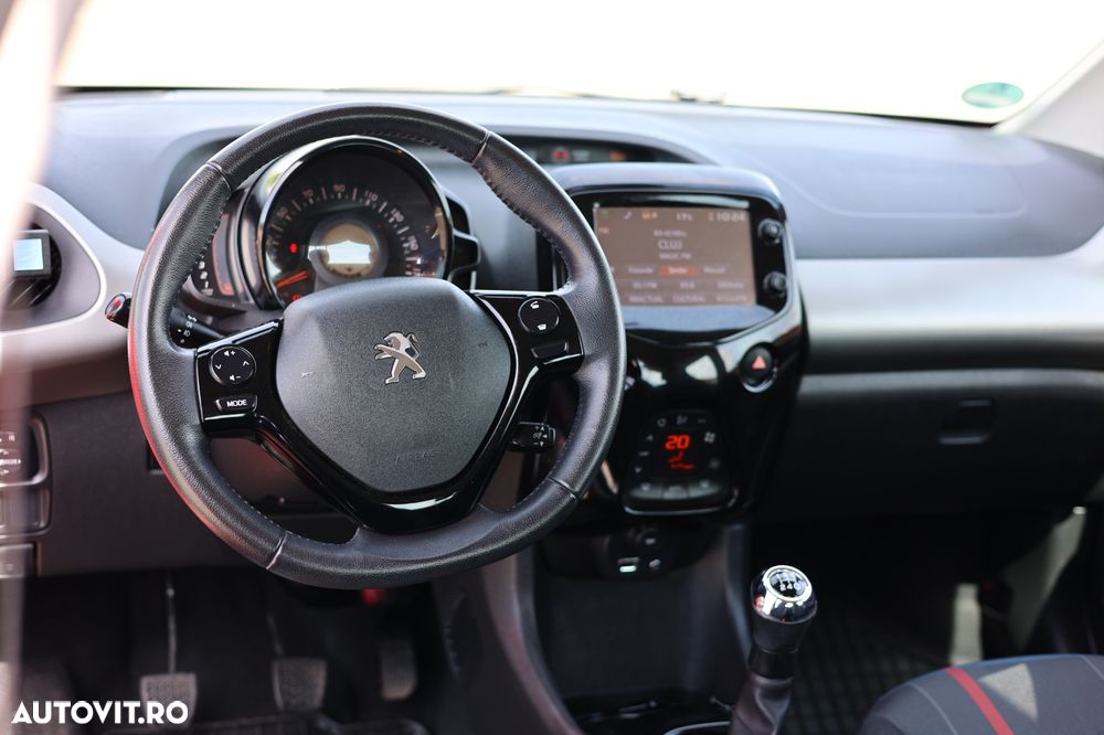 Peugeot 108 PureTech 82 Allure - 35