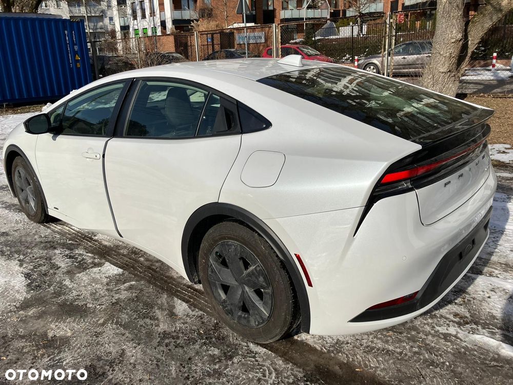 Toyota Prius Hybrid Executive - 6