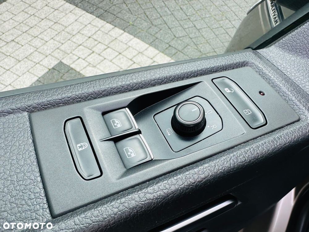 Volkswagen Multivan 2.0 TDI L1 Highline 4Motion DSG - 28