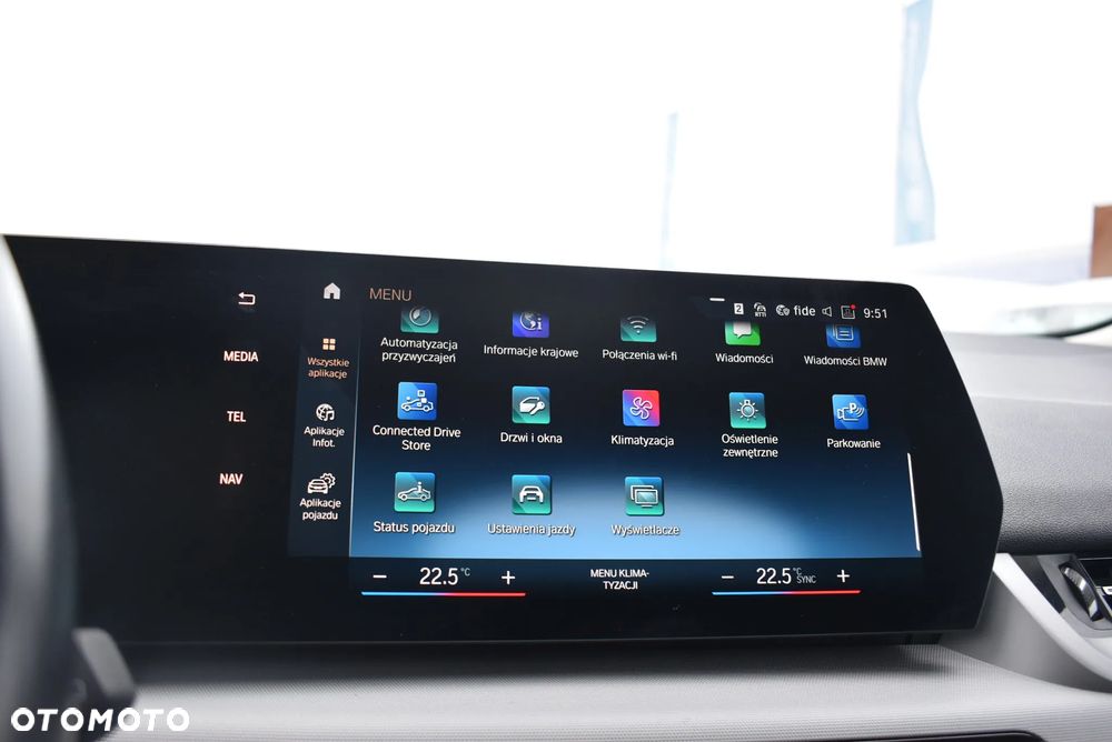 BMW Seria 2 218i - 33