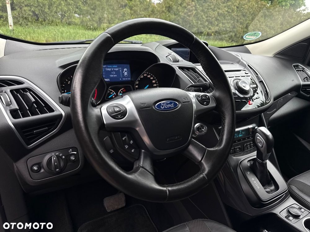 Ford Kuga 2.0 TDCi 4x4 Titanium - 6