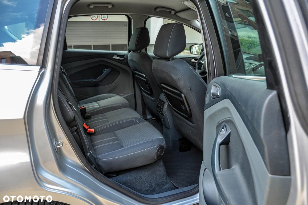Ford C-MAX - 12