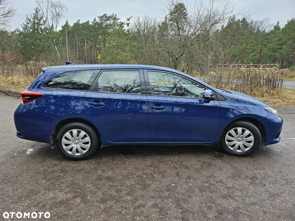 Toyota Auris 1.6 Active - 8