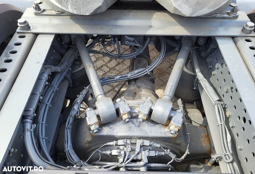 Mercedes-Benz ACTROS 1845 LS  4x2  F13 - 12