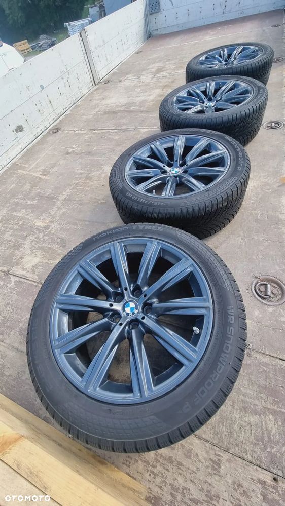 BMW Seria 5 520d xDrive - 22