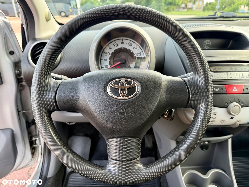 Toyota Aygo 1.0 VVT-i Luna MM A/C - 24
