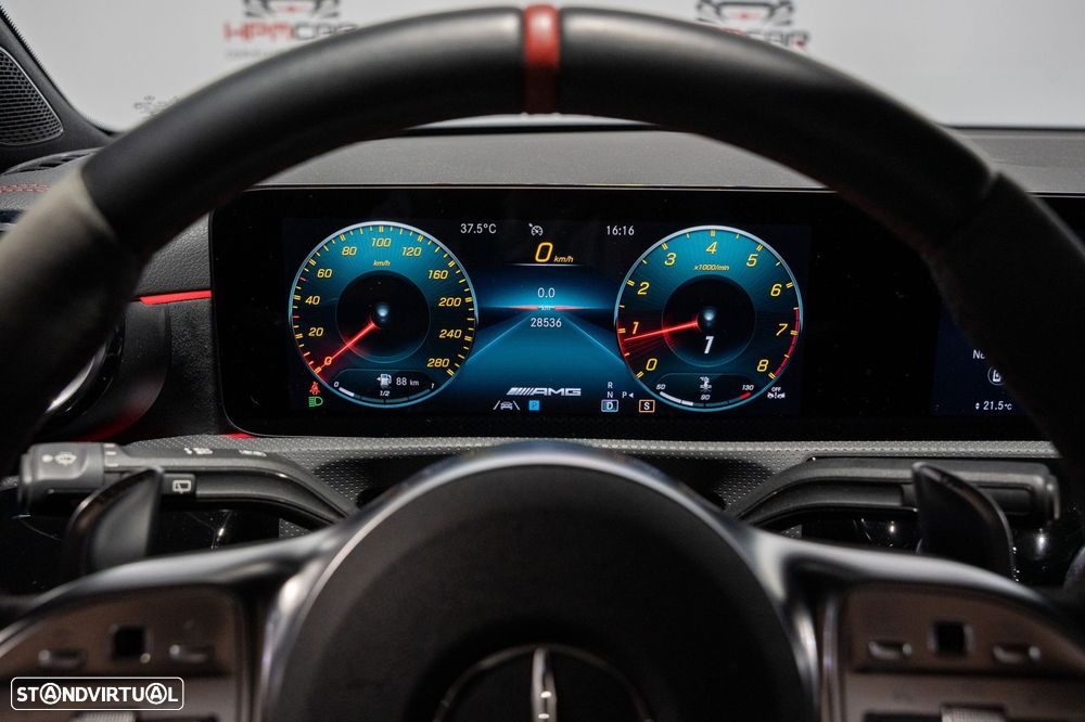 Mercedes-Benz CLA 35 AMG - 28