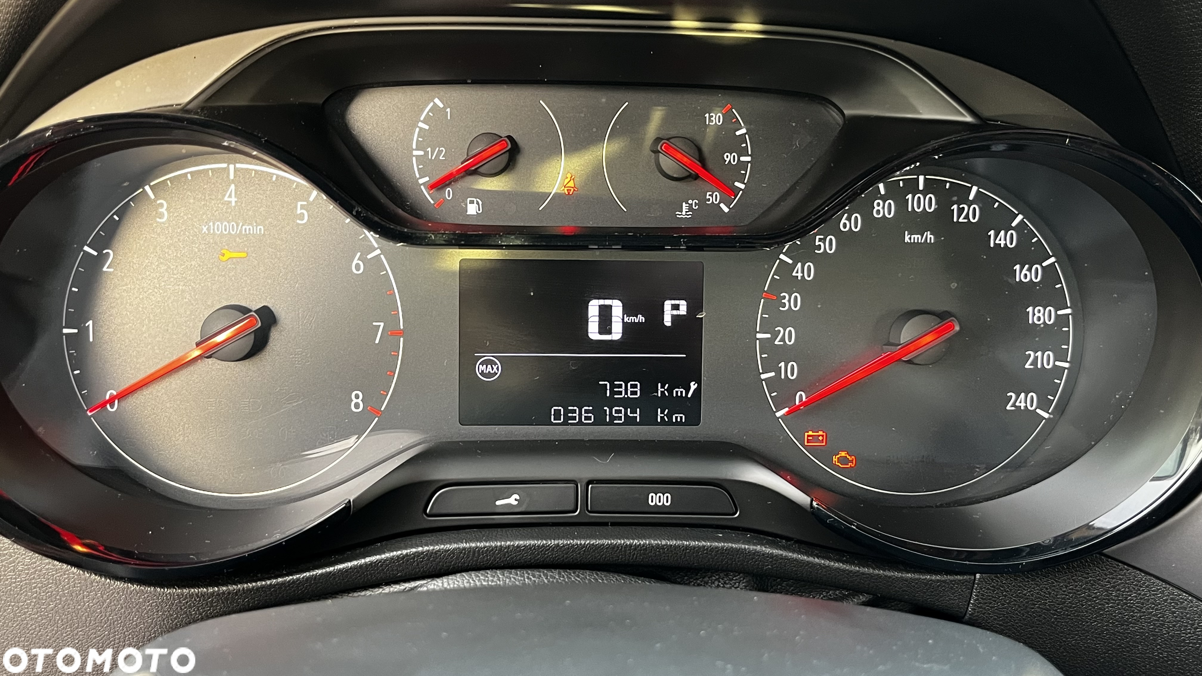 Opel Crossland X 1.2 T Enjoy S&S - 30