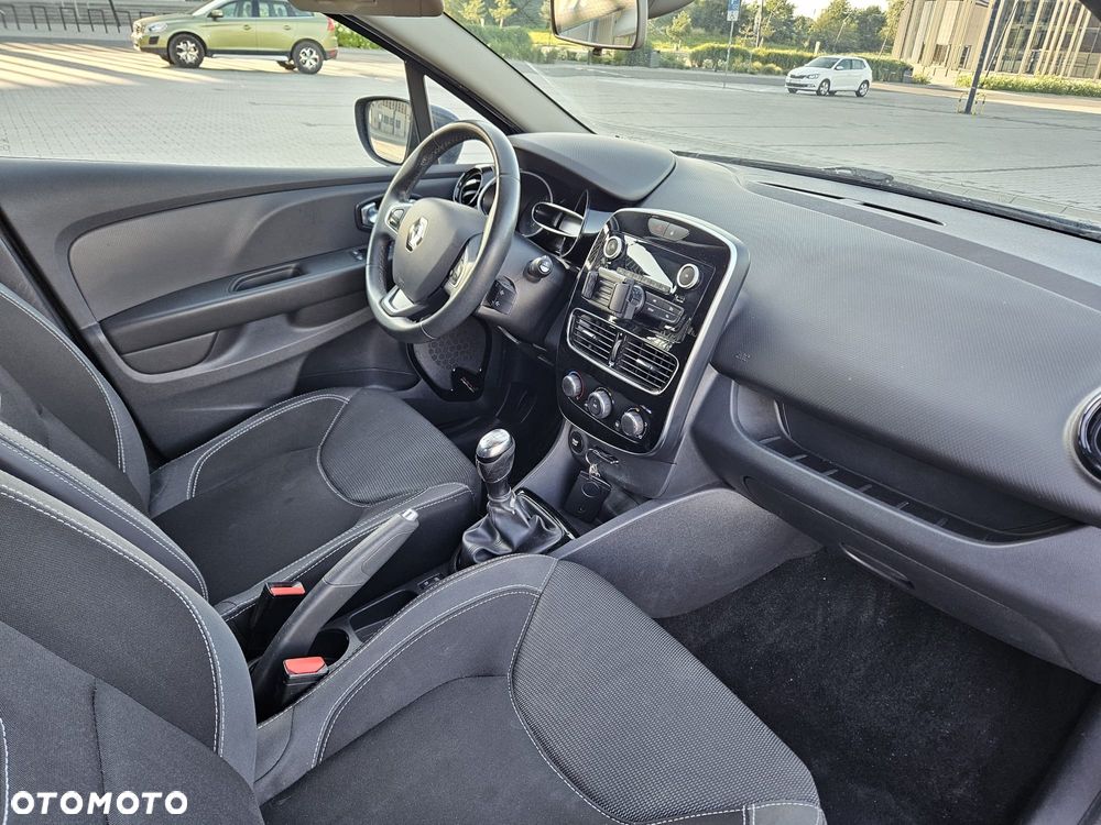 Renault Clio - 8