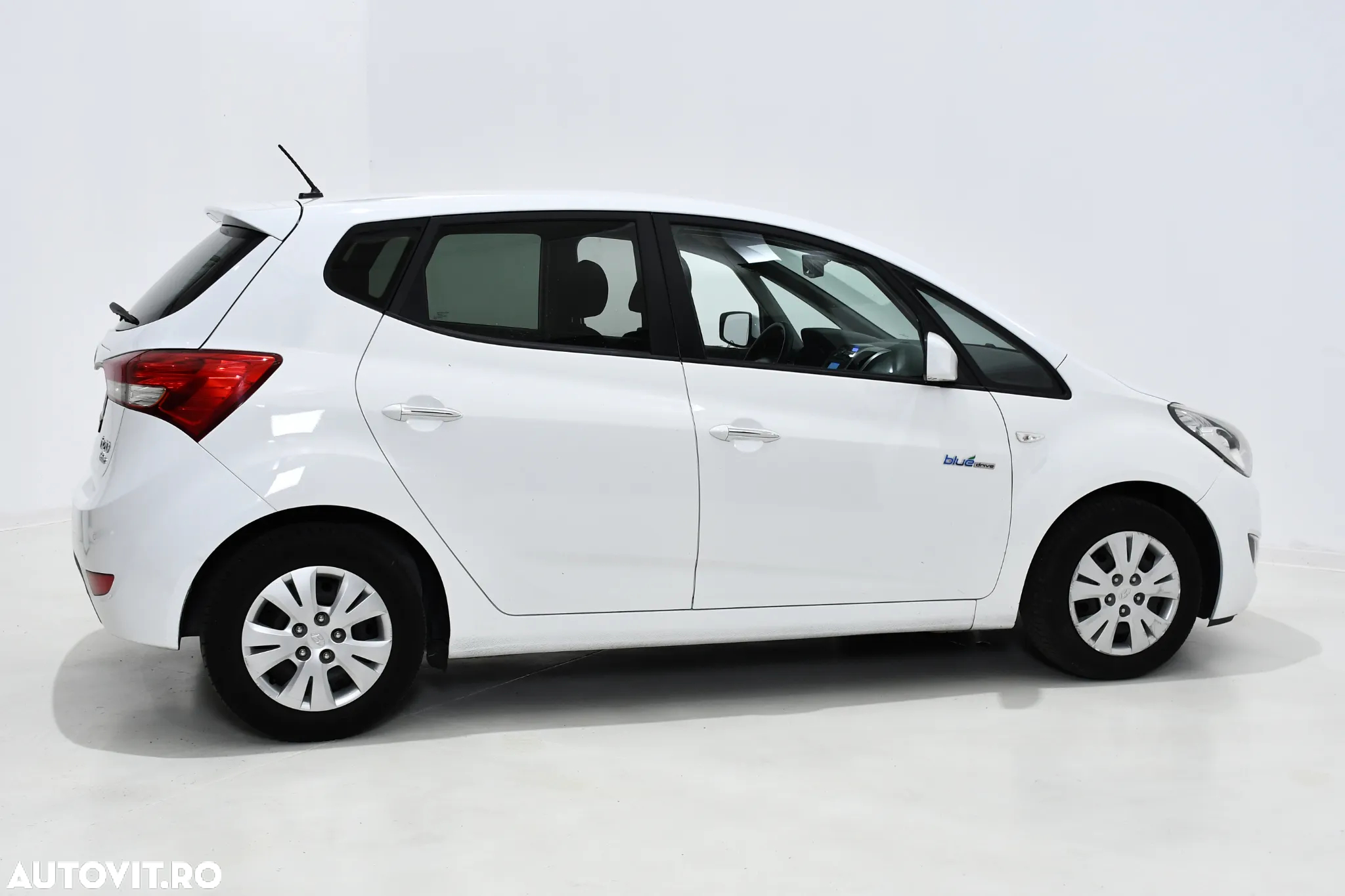 Hyundai ix20 1.4 CRDI blue Classic - 4