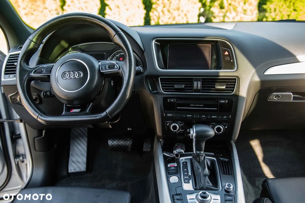 Audi Q5 3.0 TFSI Quattro Tiptronic - 23