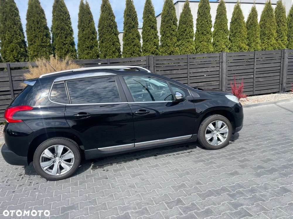 Peugeot 2008 1.2 Pure Tech Style EU6 - 13