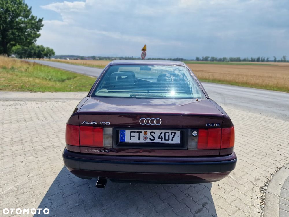 Audi 100 2.3 E - 12