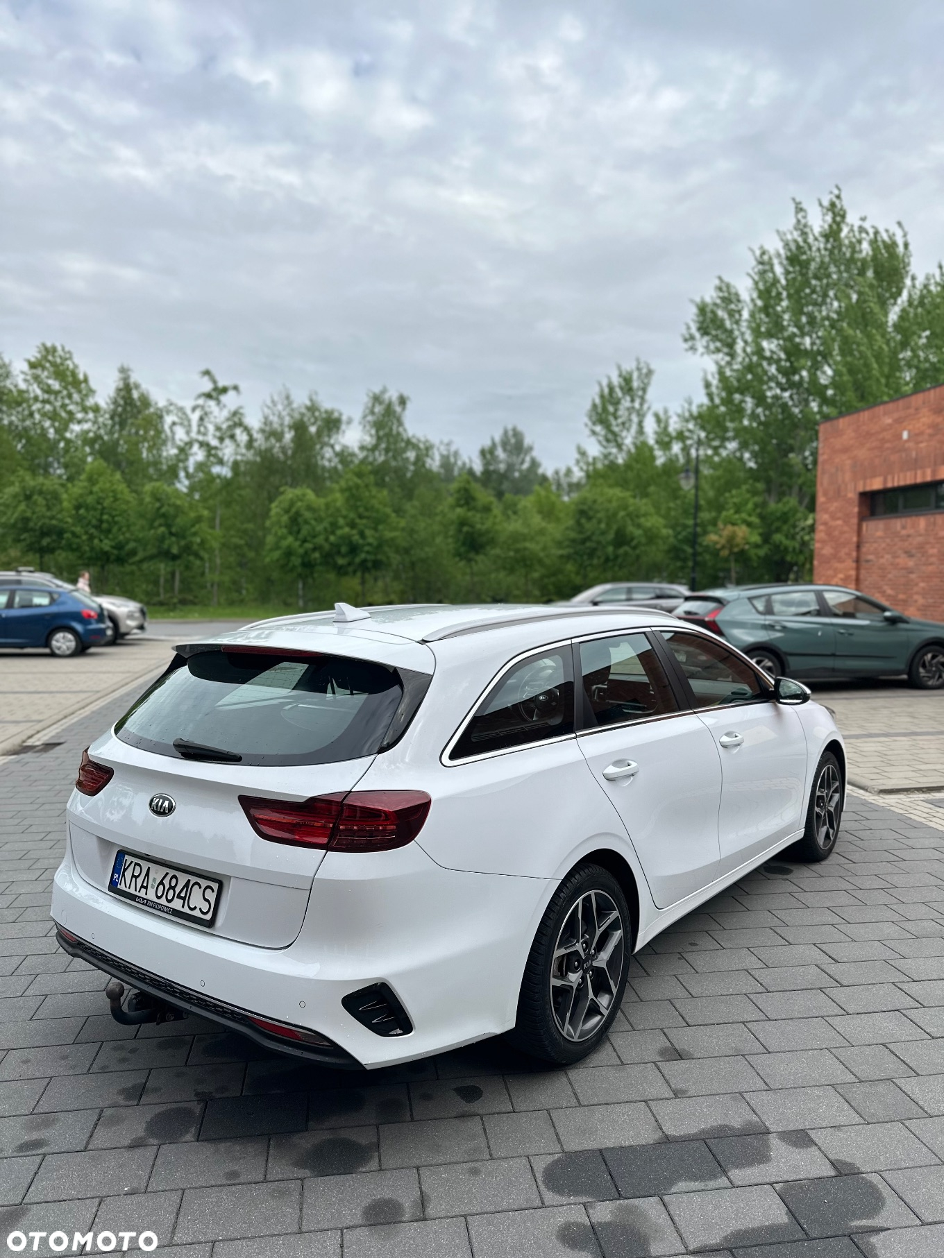 Kia Ceed 1.6 CRDi (48V Mild-Hybrid) DCT7 Spirit - 12