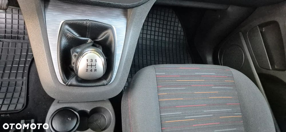 Ford C-MAX 1.8 Ambiente - 18