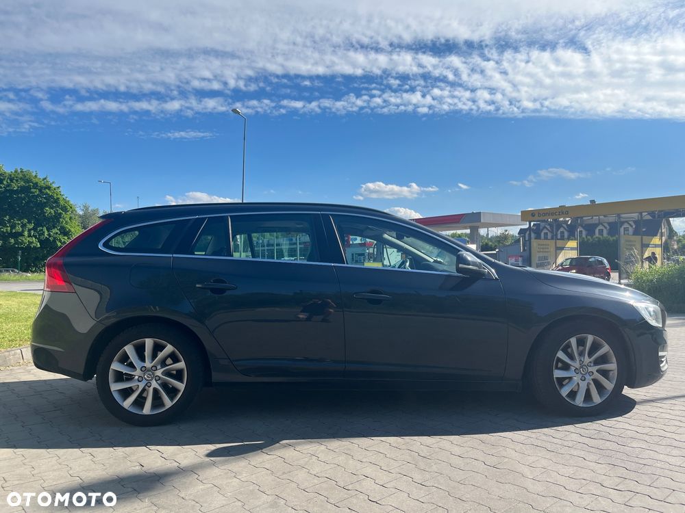Volvo V60 D2 Drive-E Summum - 9