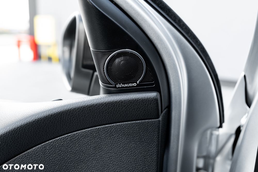 Volkswagen Golf 2.0 GTI - 37