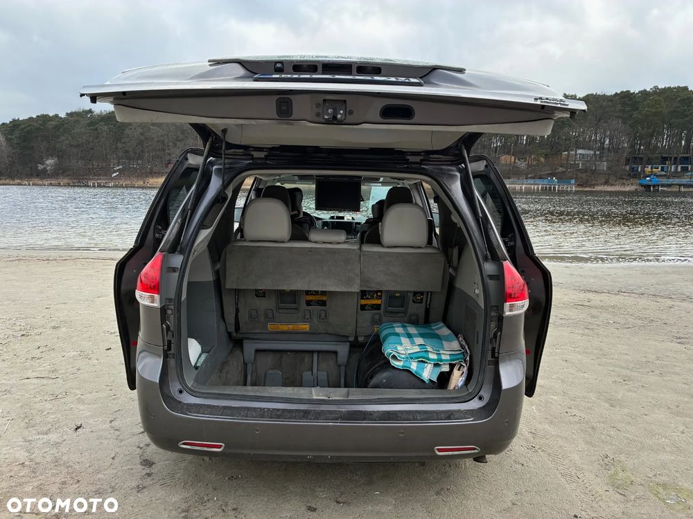 Toyota Sienna 3.5 V6 Limited AWD - 13