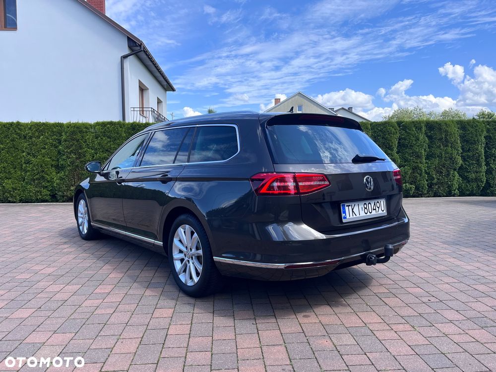 Volkswagen Passat 2.0 TDI (BlueMotion Technology) DSG Highline - 3