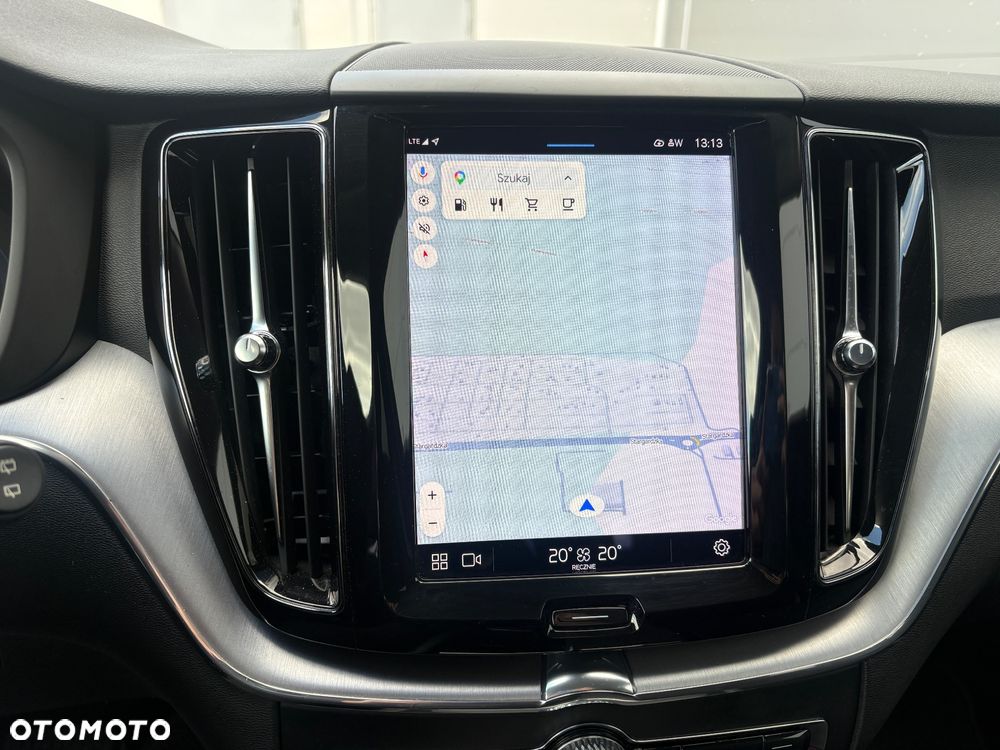 Volvo XC 60 B4 D AWD Geartronic Momentum Pro - 29