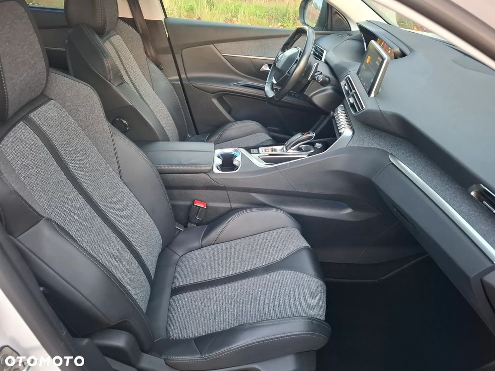 Peugeot 5008 THP 165 EAT6 Stop & Start Allure - 30
