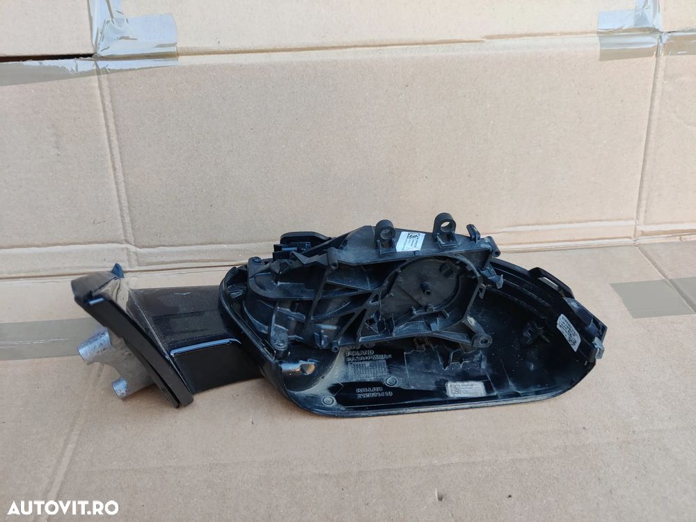 Corp/Picior Oglinda dreapta camera si semnalizare BMW X1 U11 - 212931410