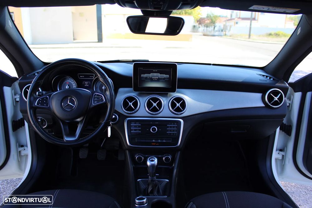 Mercedes-Benz CLA 200 d Shooting Brake Urban - 10