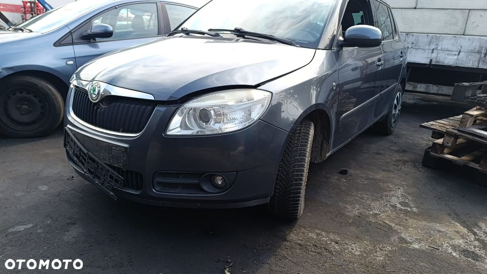 36378 Skoda fabia 2 model od 08-10 silnik 1.2 6v BBM na części skrzynia JHN lakier 9153 (LF8J) - 6