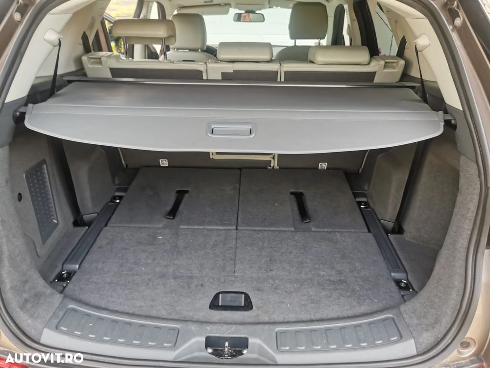 Land Rover Discovery Sport 2.0 l TD4 HSE Aut. - 5