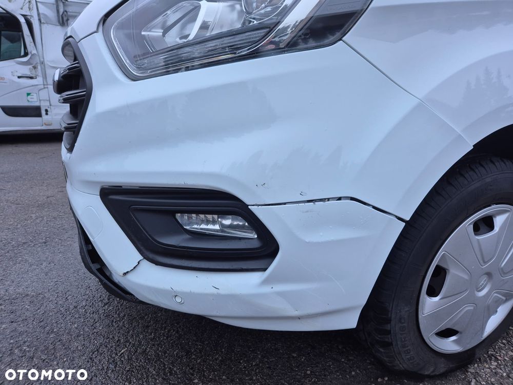 Ford TRANSIT CUSTOM 2.0 TDCI - 10