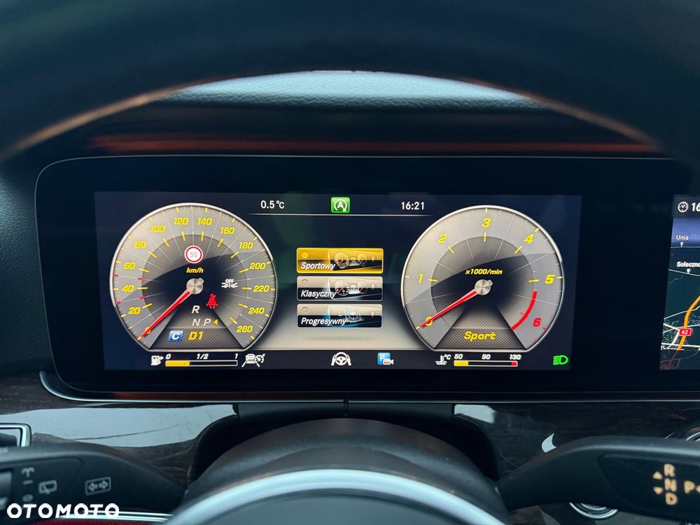 Mercedes-Benz Klasa E 220 d 9G-TRONIC Avantgarde - 32