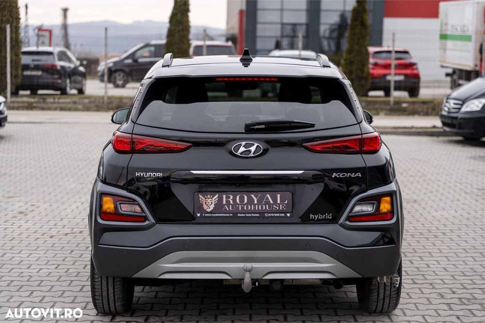 Hyundai KONA - 10