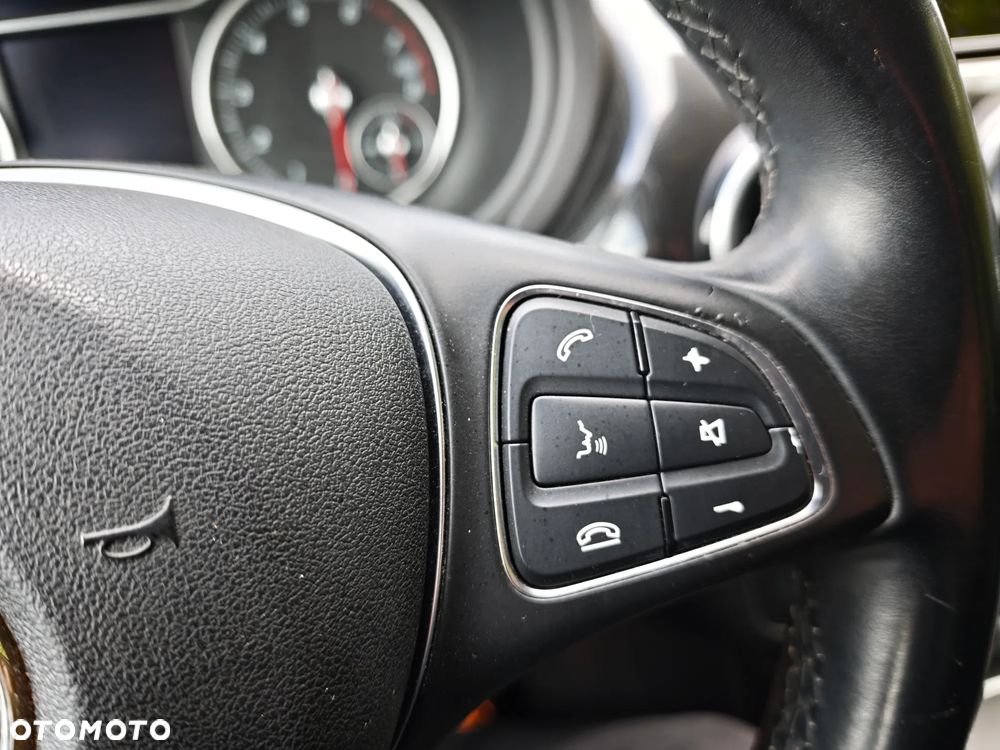 Mercedes-Benz Klasa B 180 BlueEFFICIENCY Edition - 38