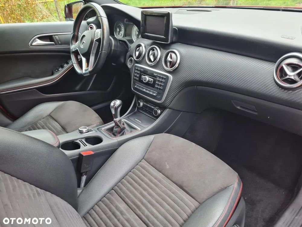 Mercedes-Benz Klasa A 180 (BlueEFFICIENCY) AMG Sport - 16