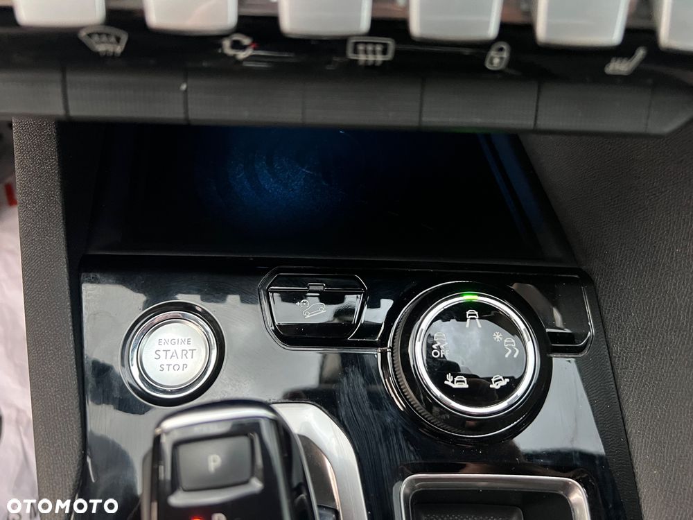 Peugeot 5008 BlueHDi 180 EAT6 GT - 15