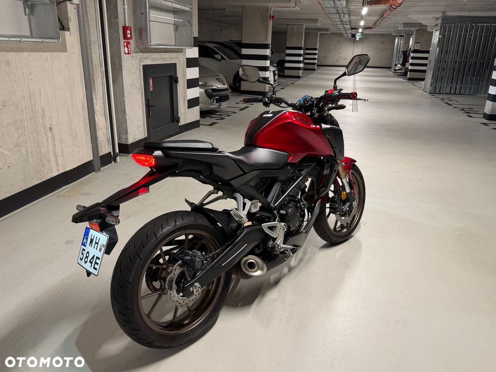 Honda CB - 4