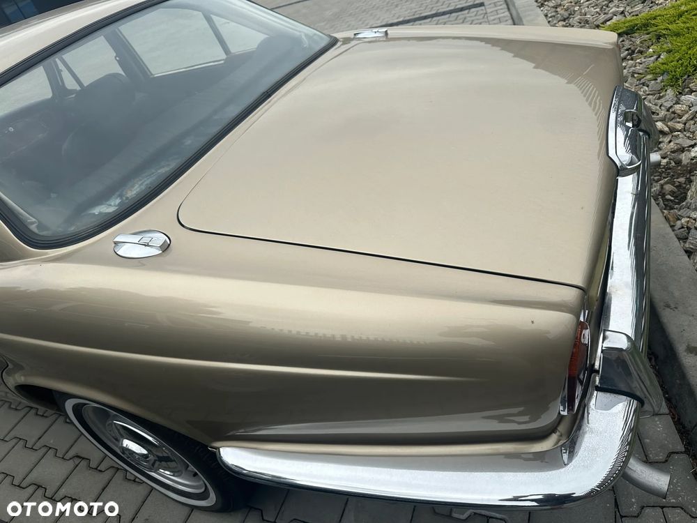 Jaguar XJ - 14