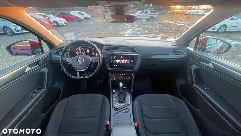 Volkswagen Tiguan - 17