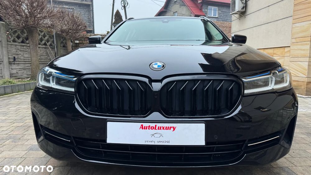 BMW Seria 5 520d Sport Line - 14