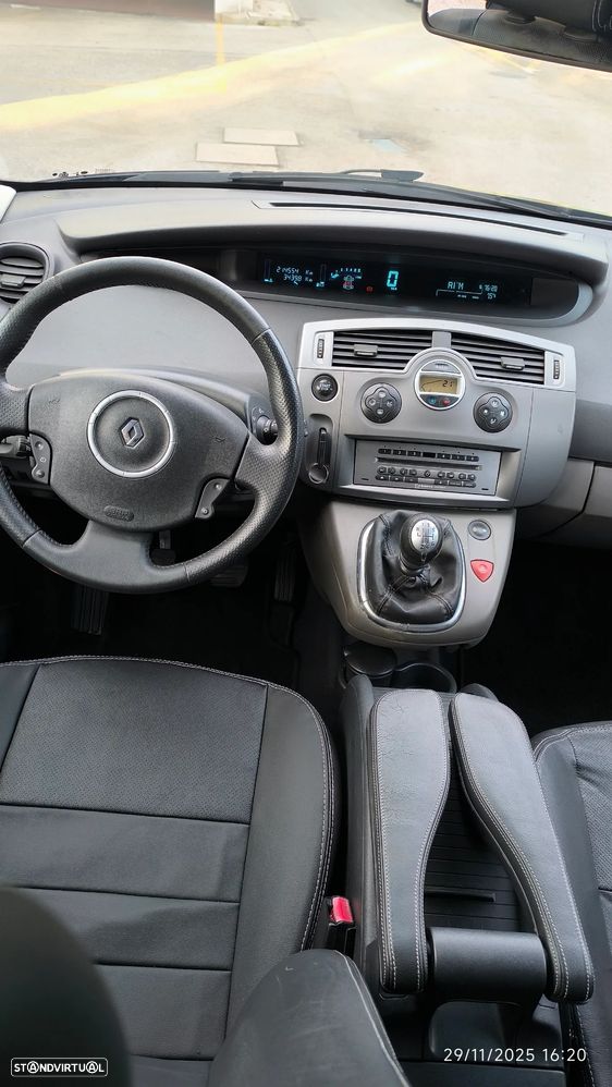 Renault Scénic 1.5 dCi Dynamique S - 33