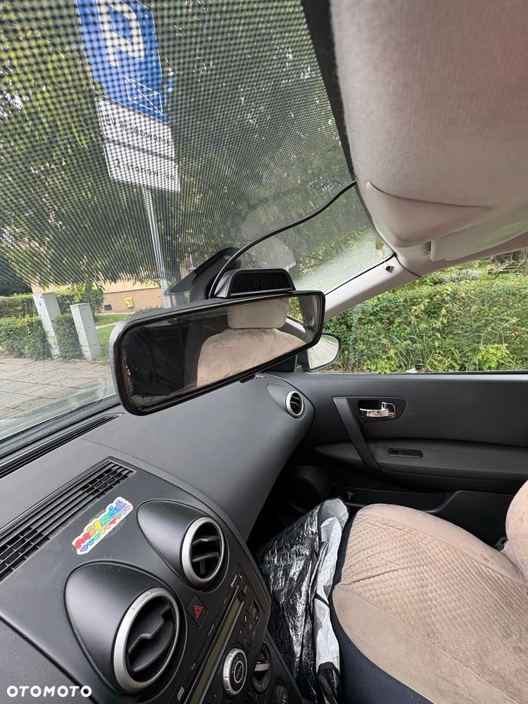Nissan Qashqai - 10