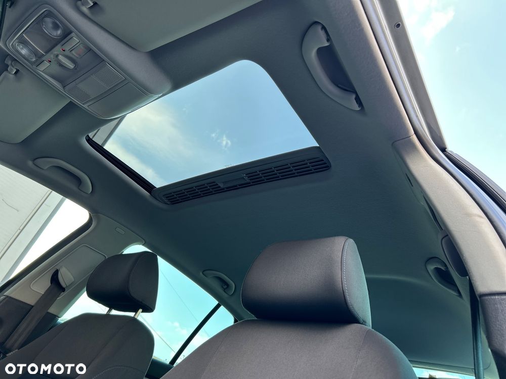 Volkswagen Golf 1.6 Tour Edition - 30