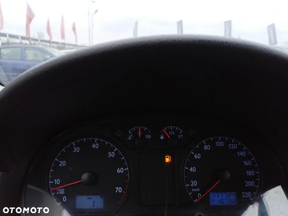 Volkswagen Polo - 13