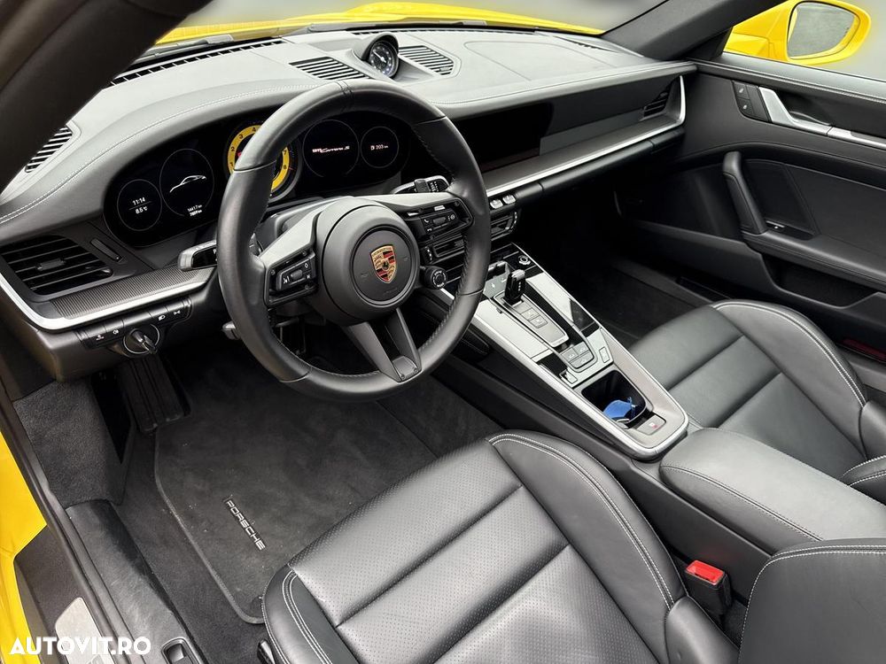 Porsche 911 Carrera S PDK - 9