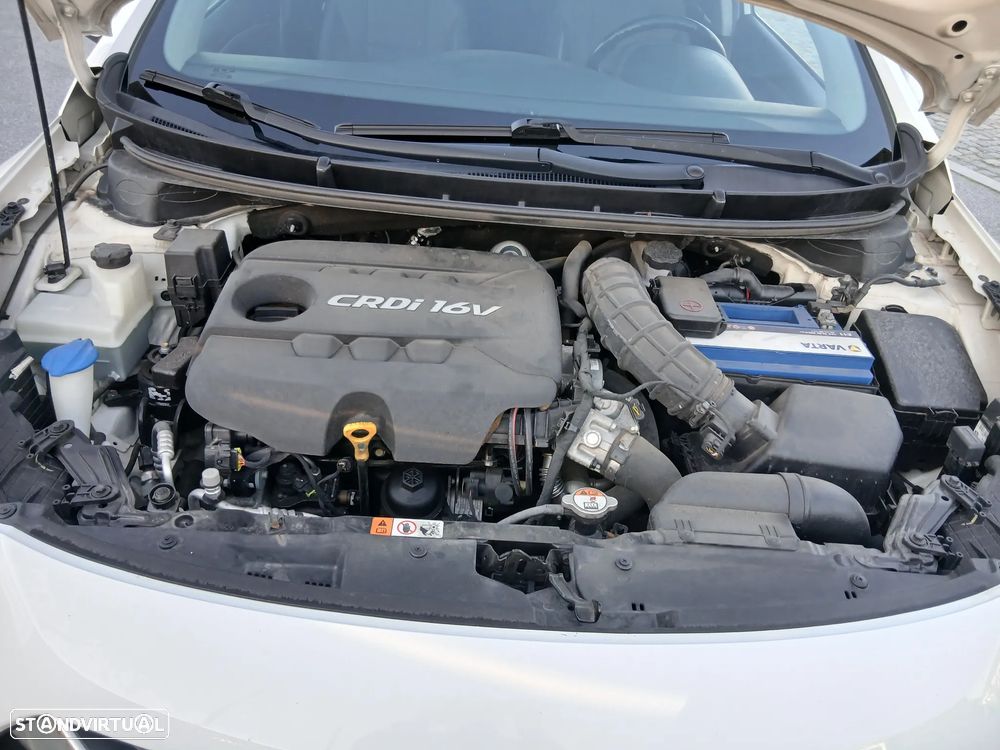 Hyundai i30 CW 1.6 CRDi Comfort - 17