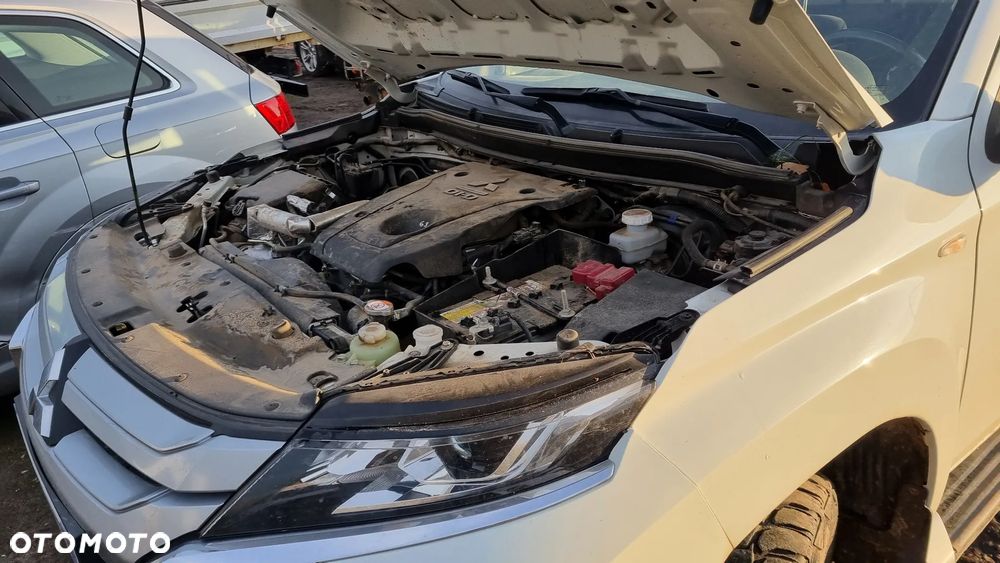 Mitsubishi L200 - 20