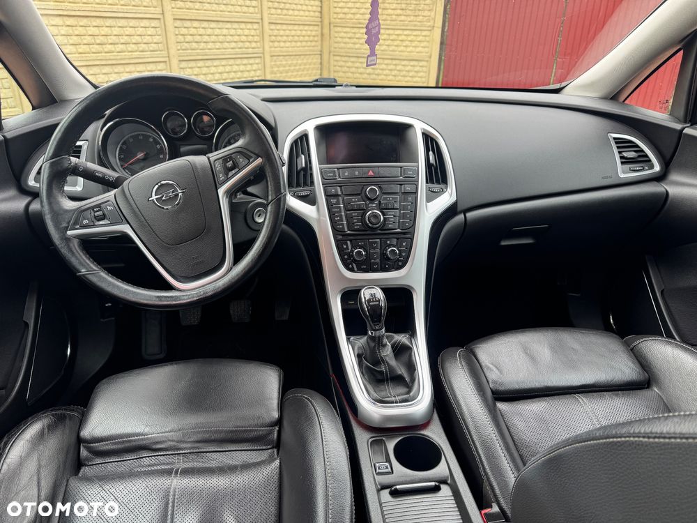 Opel Astra 1.6 T Sport - 29