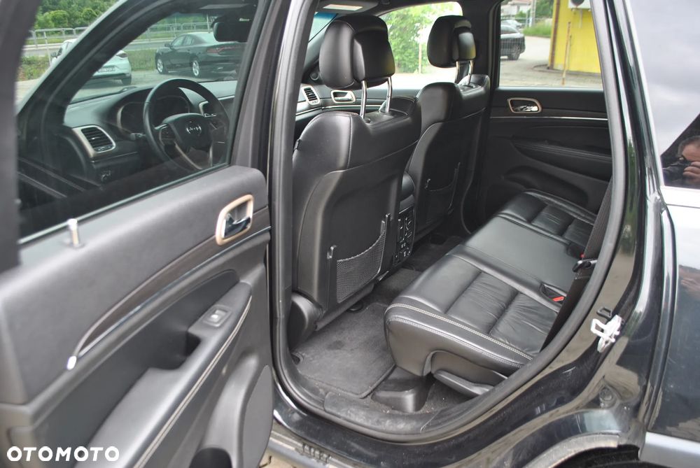 Jeep Grand Cherokee - 9