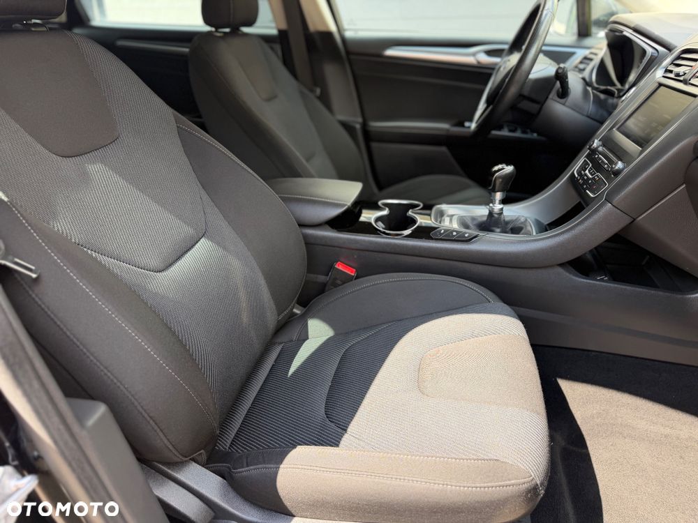 Ford Mondeo - 13