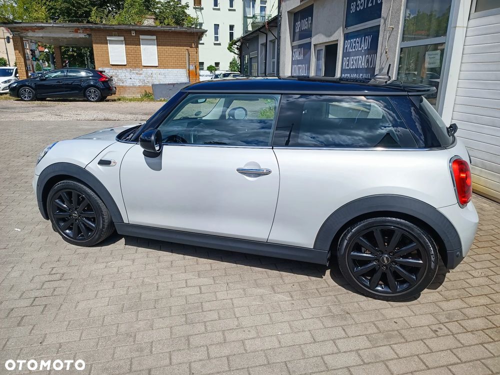 MINI Cooper Standard - 5
